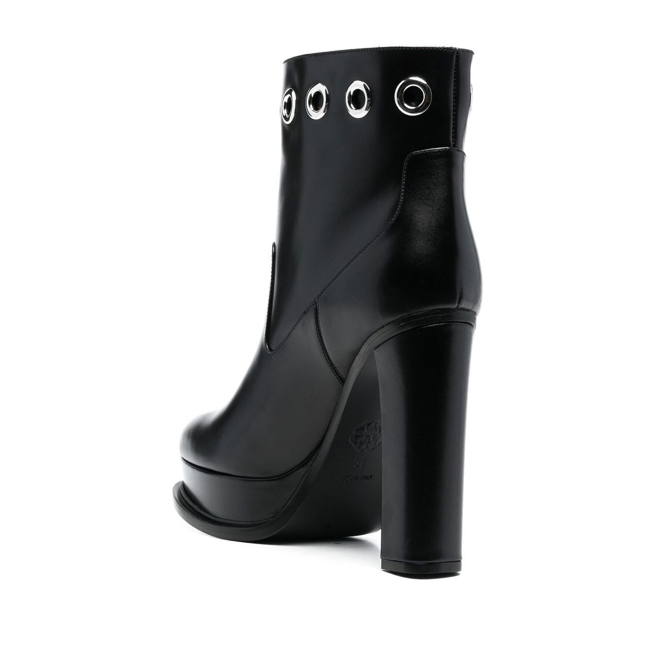 Alexander McQueen heeles boots