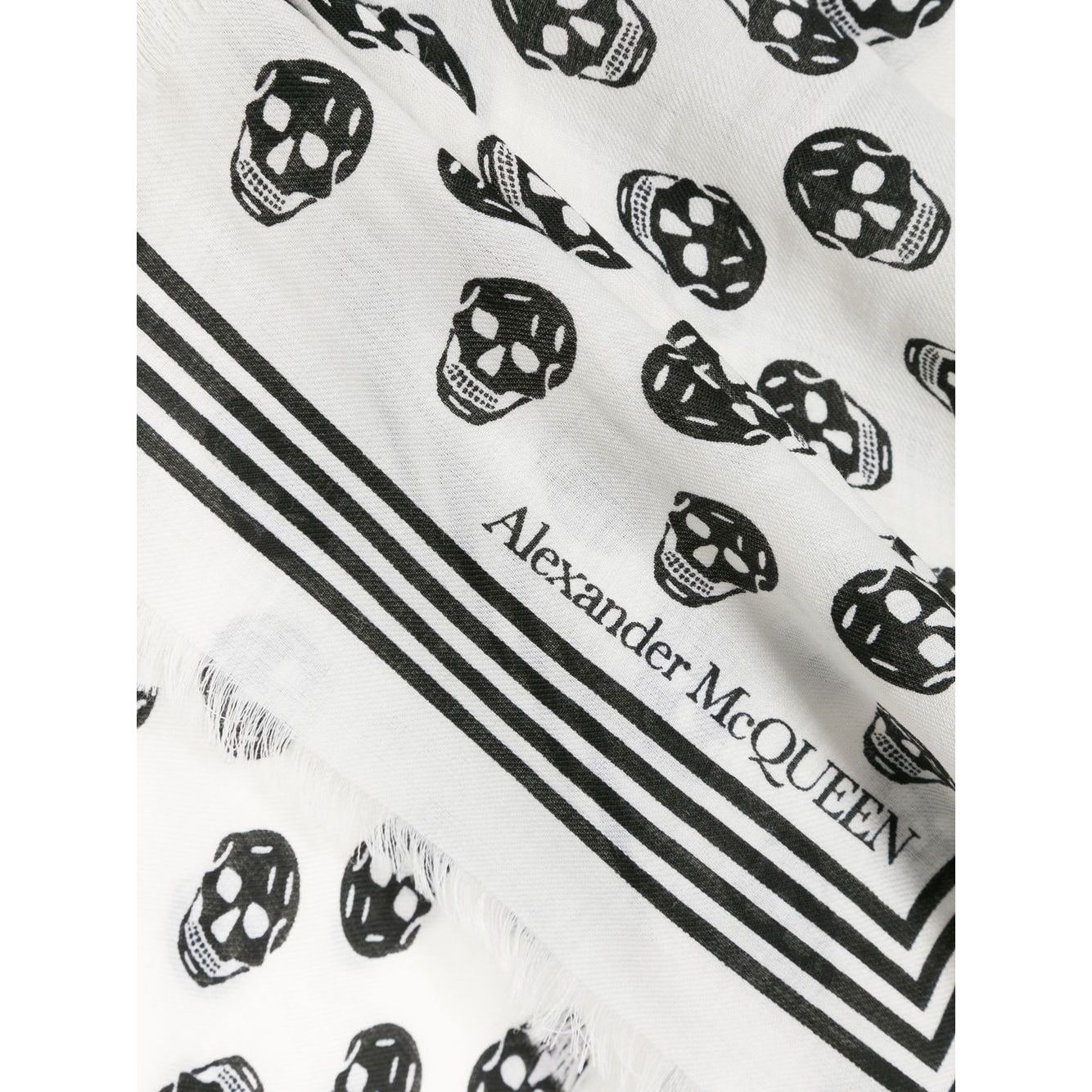 Alexander McQueen Skull wool scarf Scarves Hats & Gloves