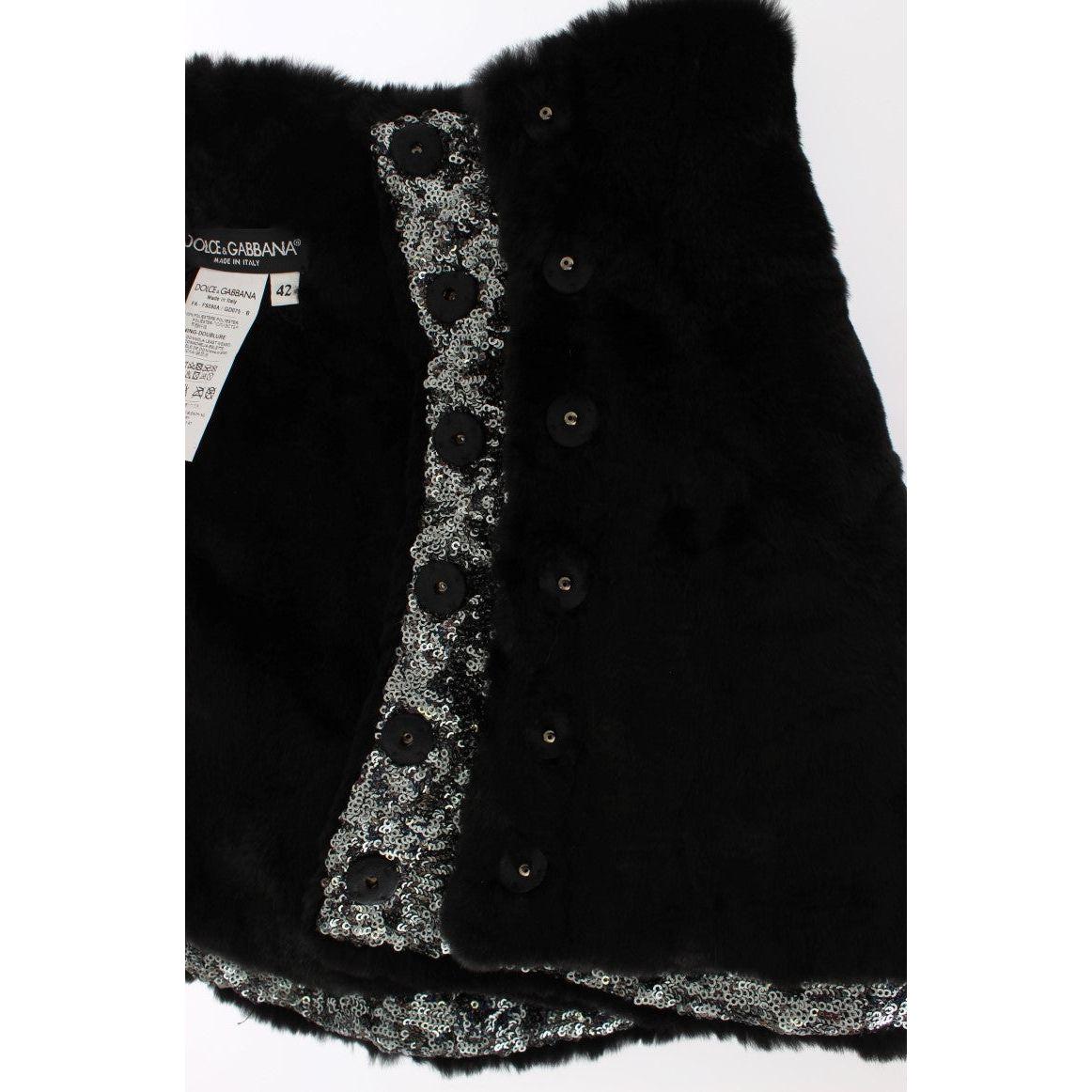 وشاح فرو مزين بالترتر من دولتشي آند غابانا