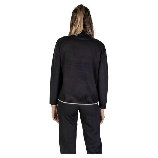 Back view of women's Street One black polyester sweater, fall/winter collection, elegant knitwear.