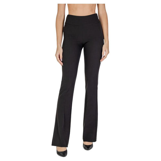 Sandro Ferrone women's black polyester pants for fall/winter, featuring 90% polyester and 10% elastane for a comfortable fit.