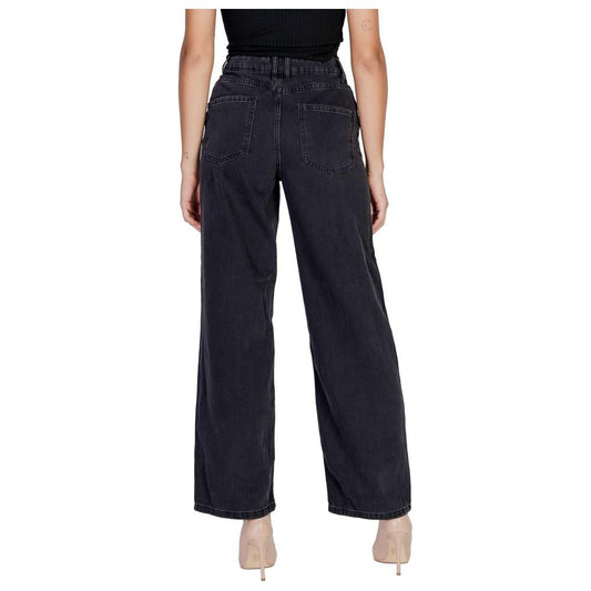Back view of Jacqueline De Yong black cotton women's jeans, fall/winter collection.
