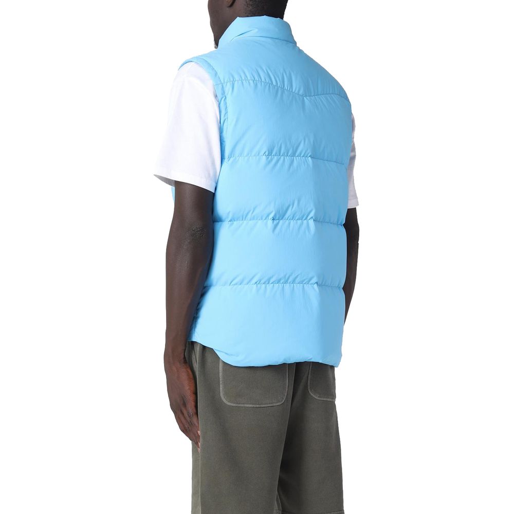 Front view with bag zipped and handles upright.