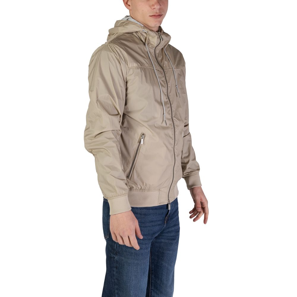 Front view with bag zipped and handles upright.