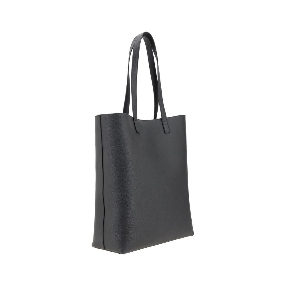 Front view with bag zipped and handles upright.