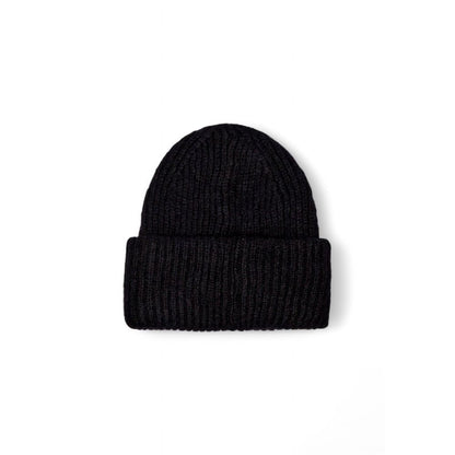 Calvin Klein Black Alpaca Leather Cap (Baseball Hat), versatile black beanie with ribbed texture for winter comfort and style.