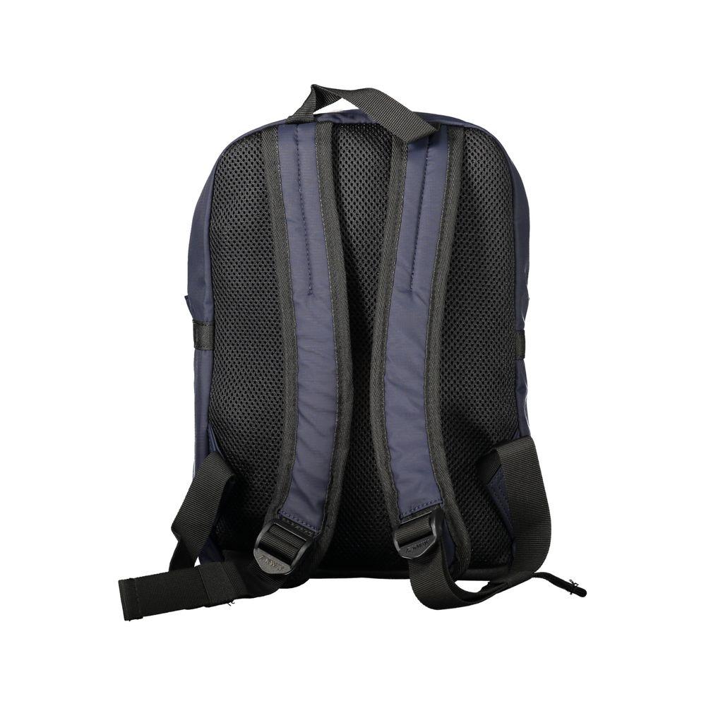 Front view with bag zipped and handles upright.