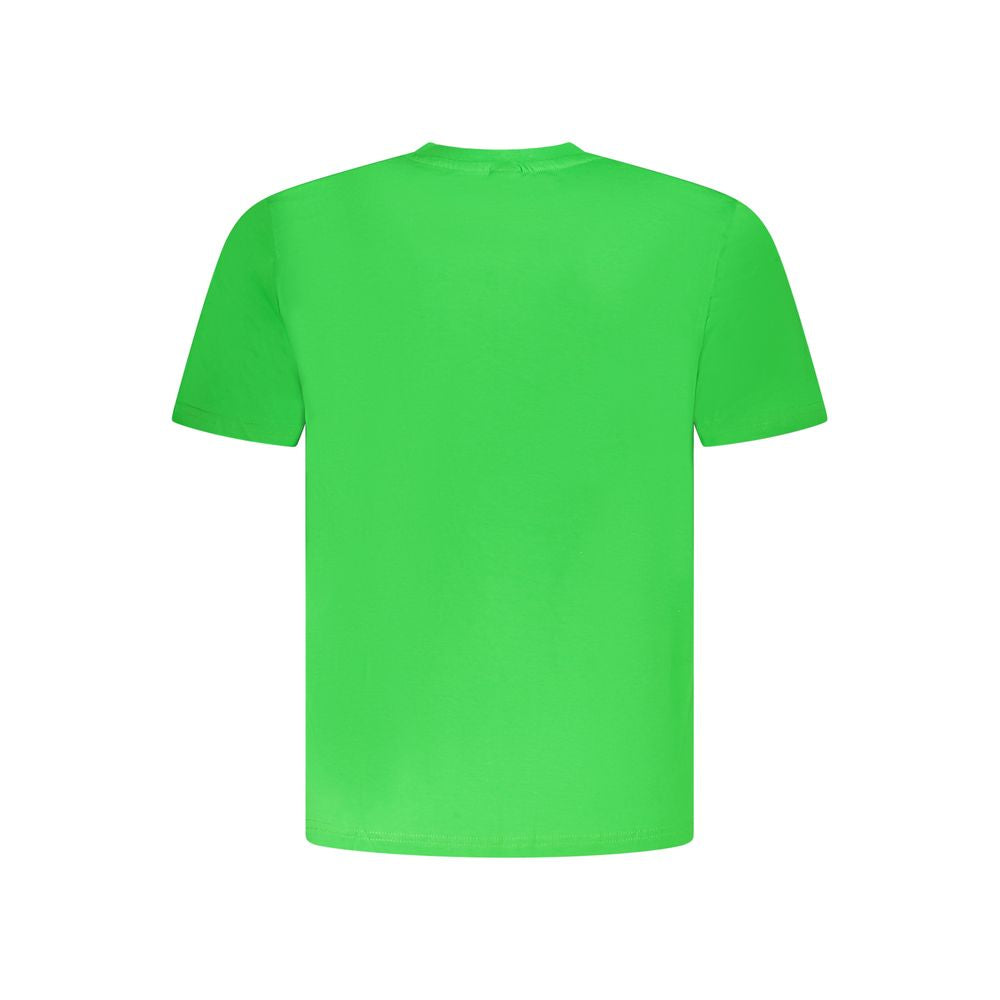 North Sails Green Cotton Men T-Shirt with short sleeves and classic crew neck, featuring iconic logo on comfortable high-quality cotton fabric.