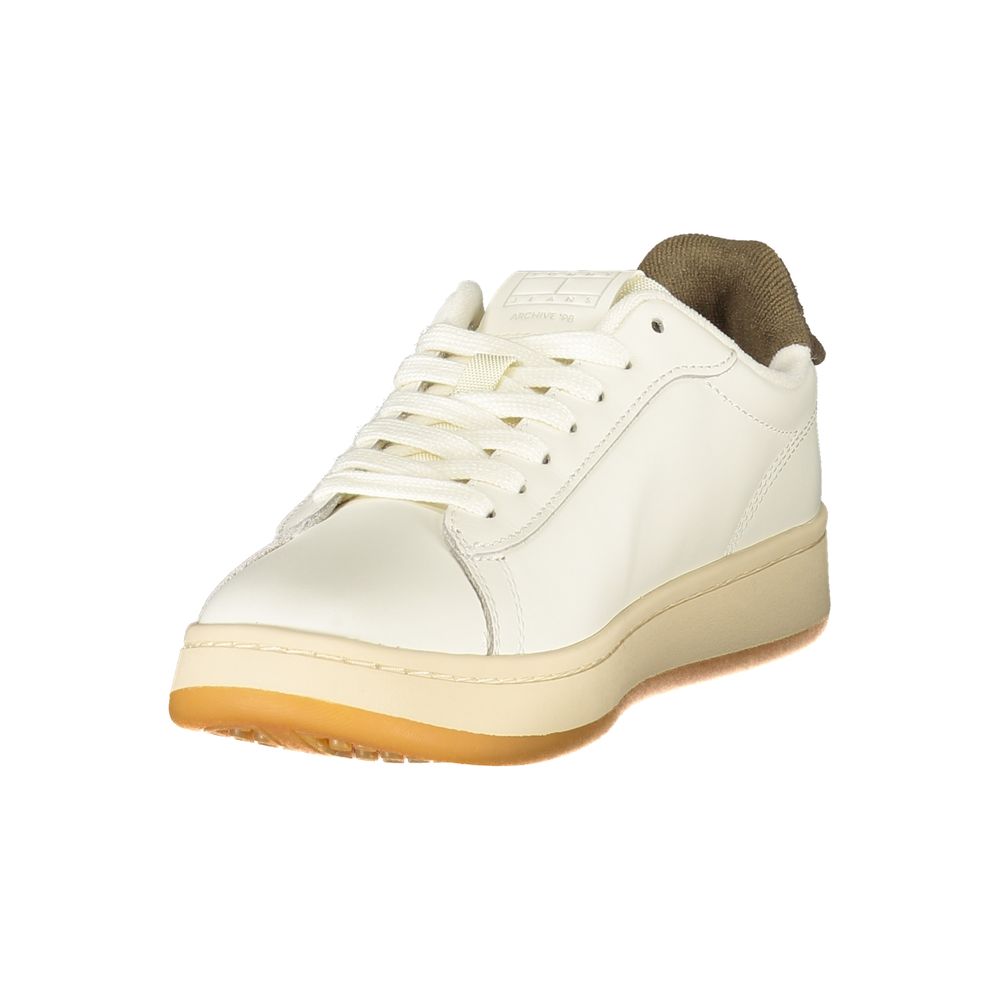 Tommy Hilfiger White Leather Women Sneaker with contrasting brown accents and logo, showcasing sporty luxury and all-day comfort.