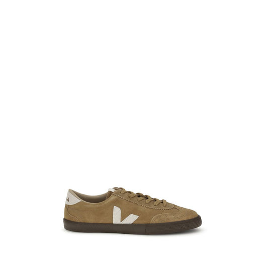 Veja Brown Leather Sneakers inspired by 1970s Brazilian volleyball shoes, featuring rounded toe, lace-up closure, and distinctive V logo.