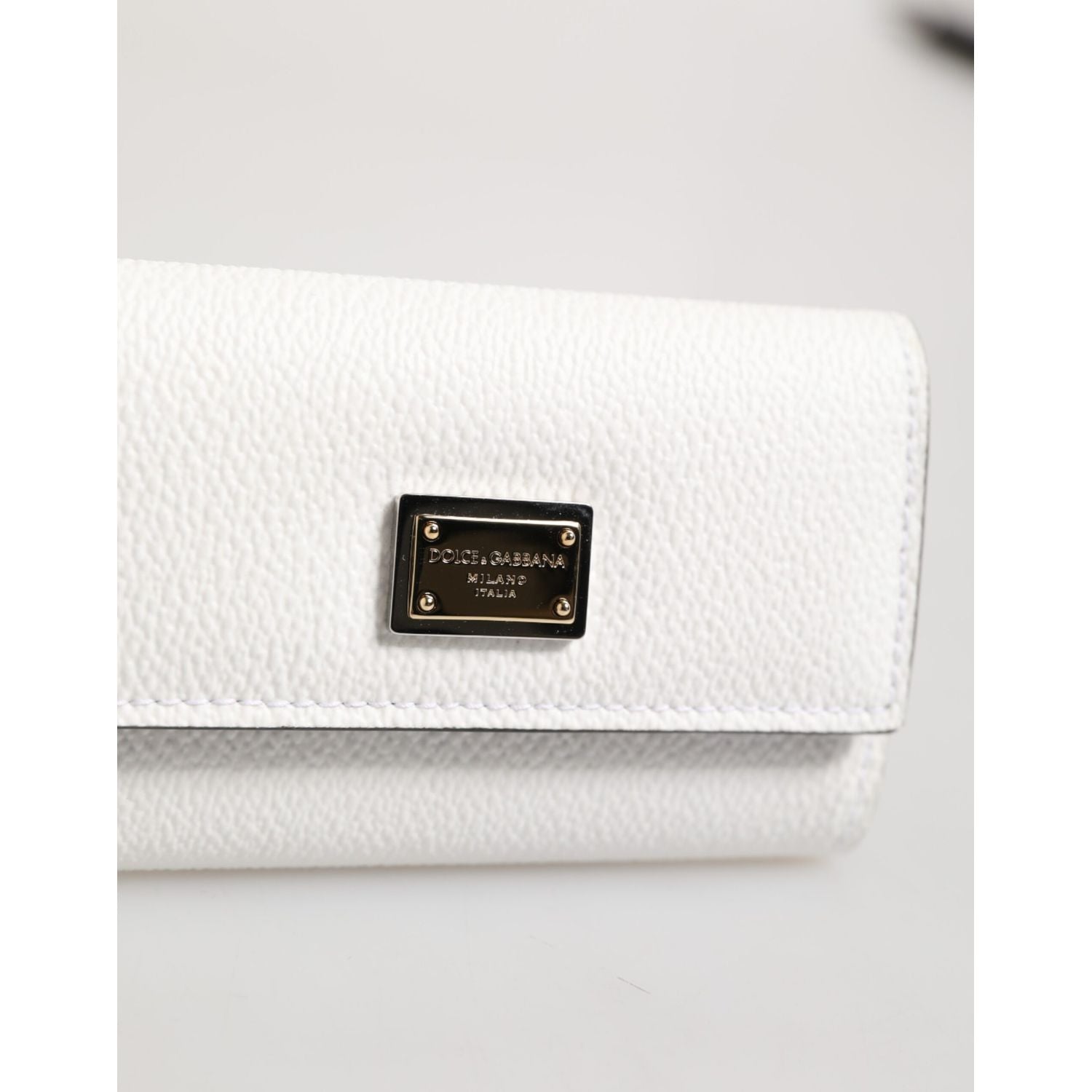 Dolce & Gabbana White Leather Card Case Holder Wallet Gold Logo Plate  Key Holder