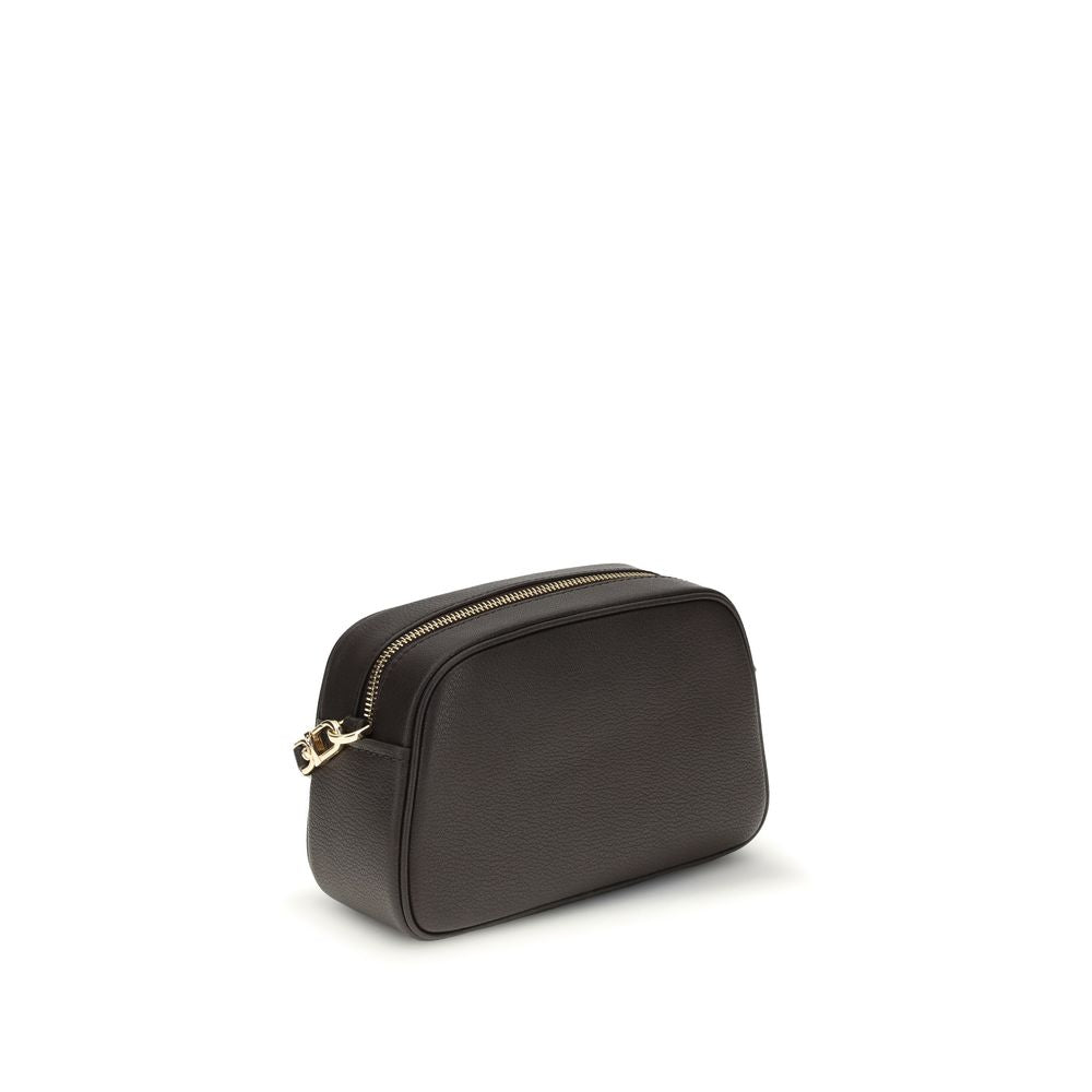 Front view with bag zipped and handles upright.