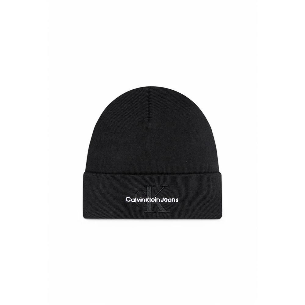 Calvin Klein Jeans Black Organic Cotton Cap (Baseball Hat) with embroidered logo on front, made from 100% organic cotton for comfort.