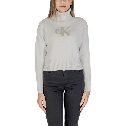 Calvin Klein Jeans Cream Cotton Turtleneck with CK logo on woman